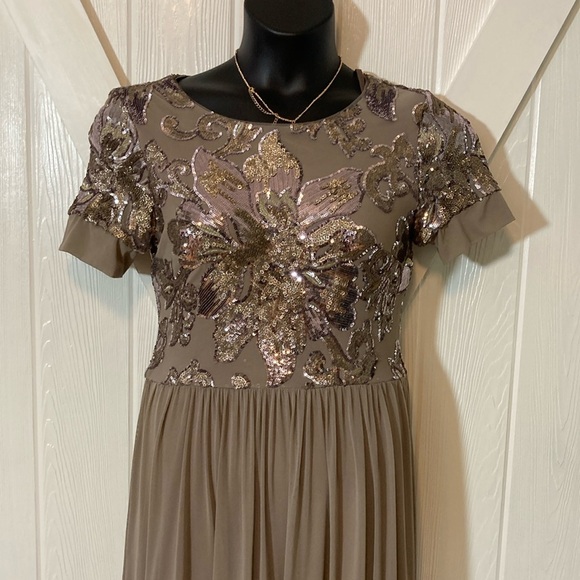 Betsy and Adam  Modest Lightweight Sequin Beaded Empire Chiffon Gown - Picture 1 of 10